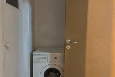 Apartament cu 4 camere semidecomandat în Rahova