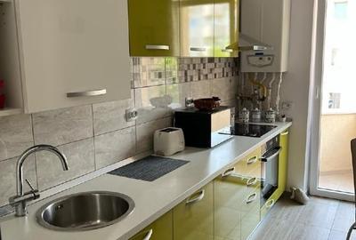 Apartament cu 2 camere, mobilat în Central