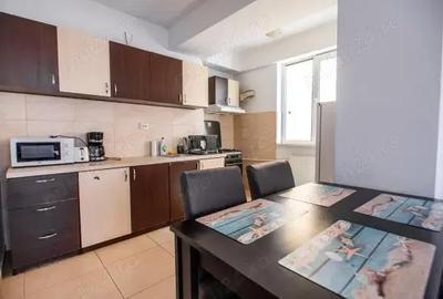 Apartament cu 3 camere în Central - 1