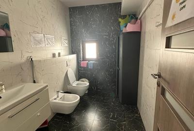 Casa individuala 7 camere cu 3 bai langa metrou - 21