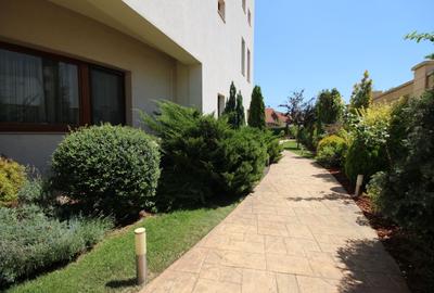 O casa deosebita cu Piscina - 22