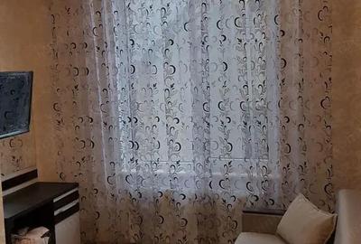 Inchiriez apartament cu o camera in zona Complex Studentesc - 3