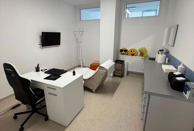 Spațiu comercial, de 93 mp, în Ultracentral - 8