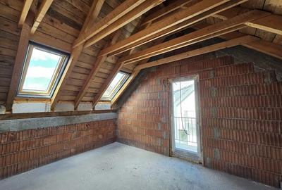 Casă cu 4 camere cu Teren 210 Mp în Șagului - 8