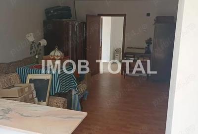 Casă cu 6 camere în Central - 2