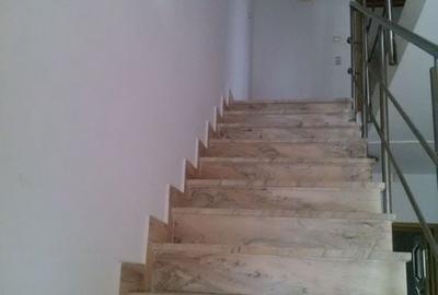 Casa 6 camere - cazare 15 persoane, Nord - 11