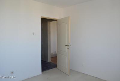 Apartament cu 3 camere circular în Craiovei - 16
