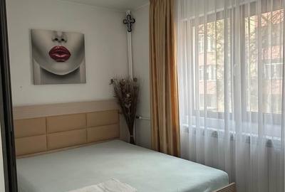 Apartament cu 2 camere, etaj 1/4, zona Podu Ros - 3