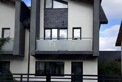 PROPRIETAR! vand casa moderna Valea Adanca, com. Miroslava