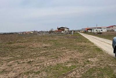 Teren de 305 mp, în Central - 2