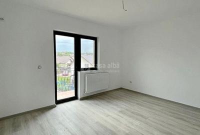 Apartament cu 2 camere decomandat în Nicolina