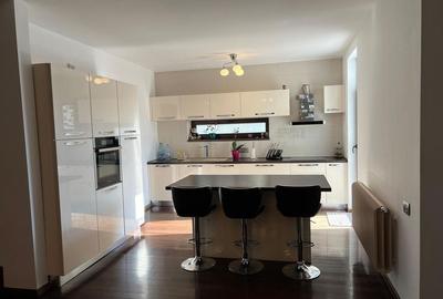 Vila superba cu piscina si anexa camera hobby Vila superba cu piscina si anexa camera hobby - 10