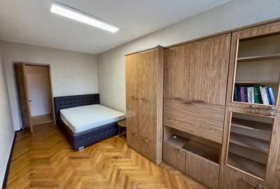 Garsonieră decomandată în Complex Studențesc