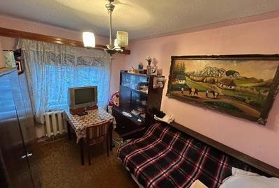 Apartament 3 camere, decomandat - Cugir - 1