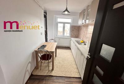 Apartament 3 camere ,zona Biserica cu Ceas,etaj 2 - 6
