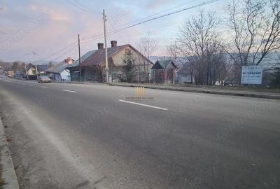 Teren de 1900 mp, în Central - 2