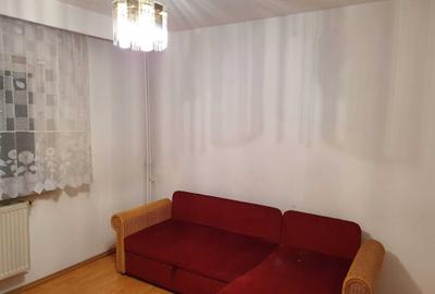 Apartament cu 3 camere decomandat în Turnișor - 3