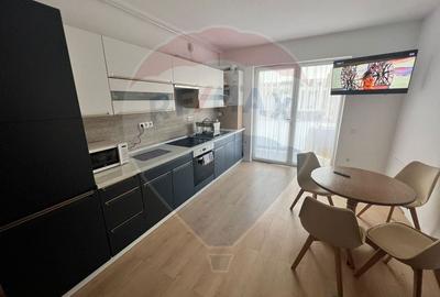 DE INCHIRIAT - zona Casa Crisan - 1