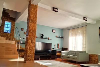 Casă cu 6 camere cu Canalizare în Budești - 8