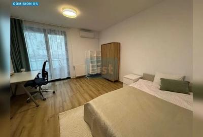 Garsonieră decomandată, mobilată în Între Lacuri