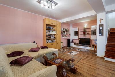 Duplex cu 4 camere cu Canalizare în 1 Decembrie - 17