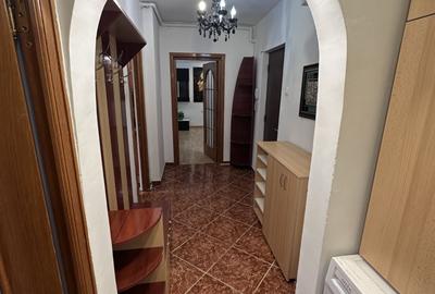 Vanzare apartament 3 camere Trapezului 1 Decembrie 1918 - 9