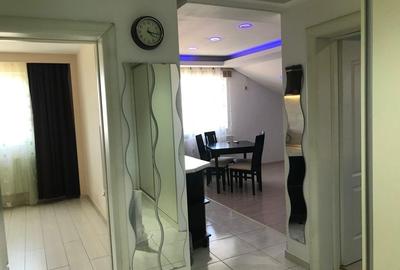 Apartament cu 3 camere decomandat în Dudu
