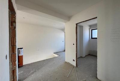 Casă individuală cu 4 camere cu Canalizare în Chinteni - 10