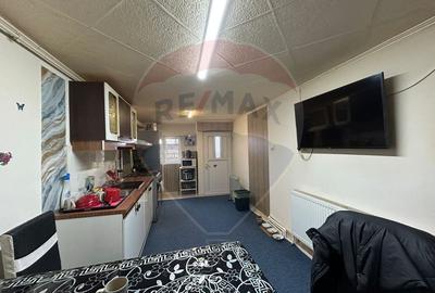 Casă cu 5 camere cu Teren 178 Mp în Central - 7