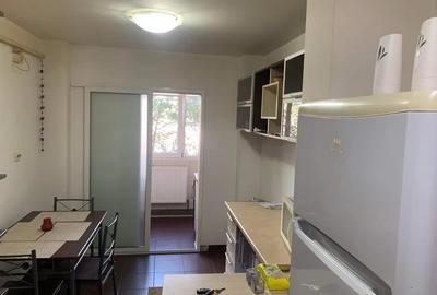 Apartament cu 2 camere decomandat, mobilat în Baza 3 - 3