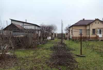 Casă cu 3 camere în Cetățuia - 4