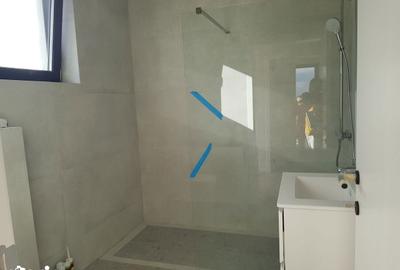 Casă cu 5 camere cu Canalizare în Central - 18