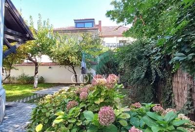 Casă individuală cu 10 camere cu Canalizare în Dorobanți - 28