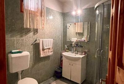 Casă cu 4 camere în Cazaci - 11