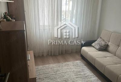 Apartament cu 4 camere decomandat în Micro 14 - 2