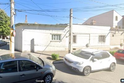 Casa cu deschidere pe colt Tomis I – Spital - 2