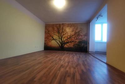 Apartament cu 3 camere decomandat în Rogerius - 3