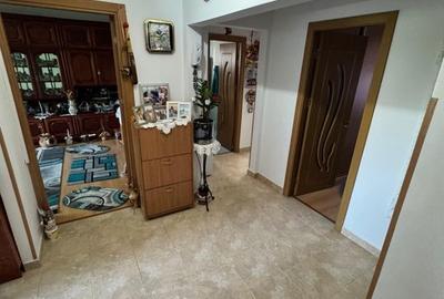 Apartament 4 camere decomandat CET - 14