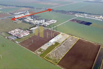 Teren de 22500 mp, în Central