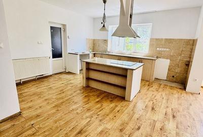 Casă cu 5 camere cu Teren 500 Mp în Central - 3