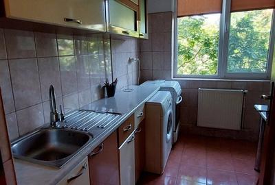 Apartament cu 3 camere semidecomandat, mobilat în Independenței - 3