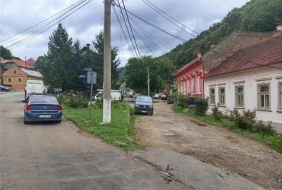 Oravita, Casa cu Spatiu Comercial, Zona Lacul Mic, Pret Nego - 17