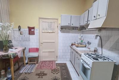 Apartament de vanzare, cu 2 camere, 82 mp, zona ultracentral - 12