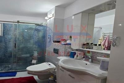 Apartament cu 4 camere decomandat în Central - 8