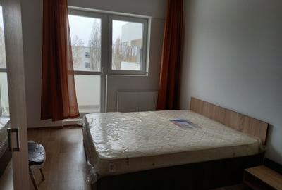 Apartament cu 2 camere decomandat în Berceni