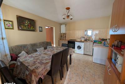 Casă cu 4 camere cu Teren 1400 Mp în Iclod - 12