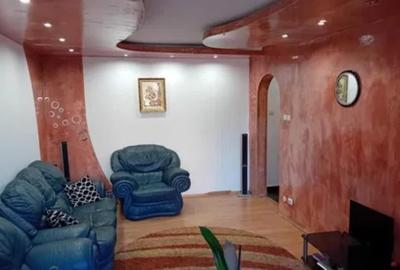 Apartament cu 2 camere decomandat, mobilat în Cantacuzino
