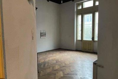 Piata Universitatii,et 1 si st 2ideal apart-hotel,sediu companie - 18