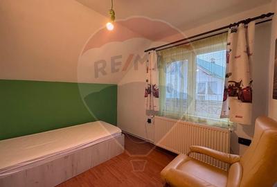 Casă cu 8 camere cu Teren 300 Mp în Central - 5