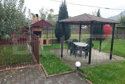 Casa de vanzare, cu 6 camere, 300 mp, spa?ioasa, in Ca - 2